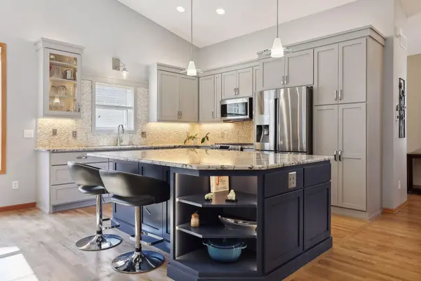 13167 Aberdeen ST NE,  Blaine,  MN 55449
