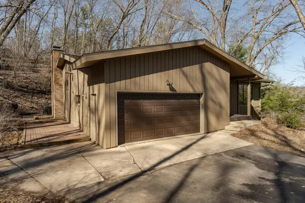 1908 Mayowood RD SW, Rochester, MN 55902