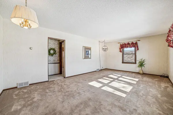 813 Brooks St W, Arlington, MN 55307