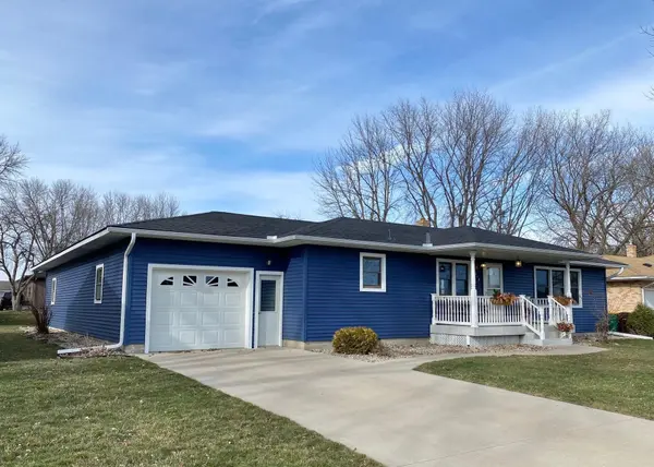 813 Brooks St W, Arlington, MN 55307