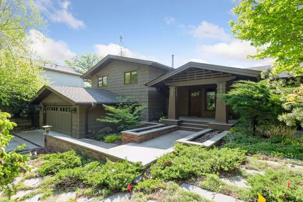 3165 Priest LN,  Mound,  MN 55364