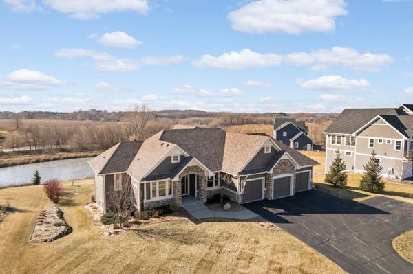 7631 Prairie Grass PASS, Credit River Twp, MN 55372