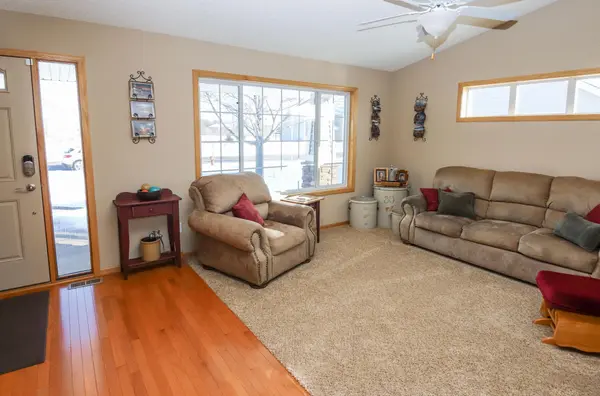 22927 Topaz ST, Saint Augusta, MN 56301