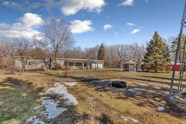 56587 200th ST, Mankato Twp, MN 56001