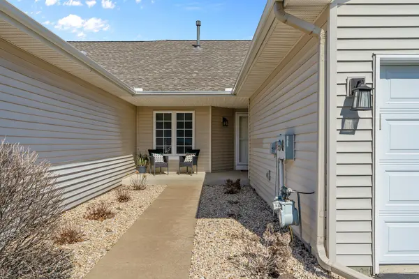 17253 Marshfield LN, Prior Lake, MN 55372