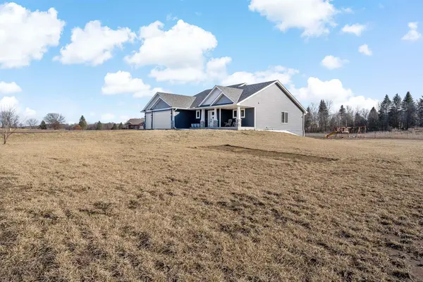 10629 296th AVE NW, Baldwin Twp, MN 55371