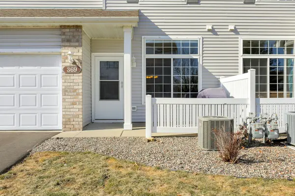 369 Frederick CIR #902, Hastings, MN 55033
