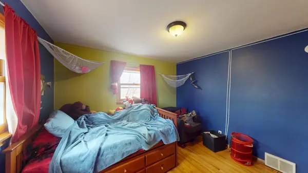 5917 14th AVE S Minneapolis, MN 55417