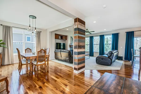 3631 Springwood CT, Eagan, MN 55123
