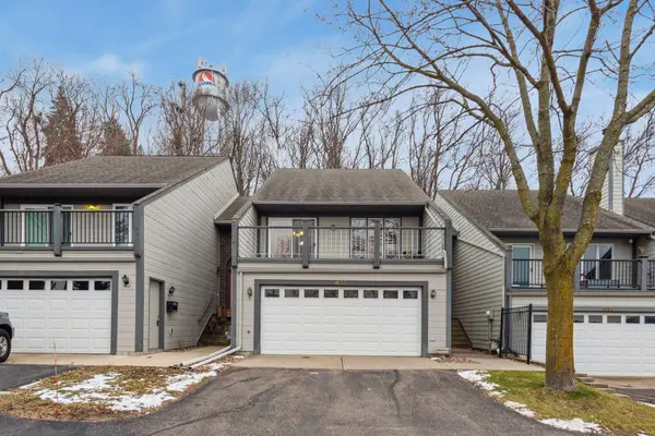 417 E Lake ST, Waconia, MN 55387