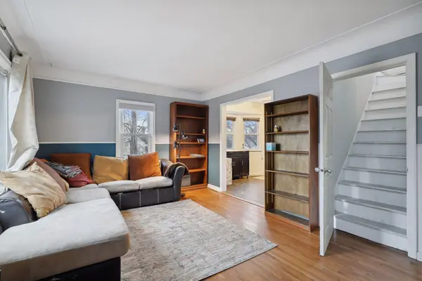 1721 Sherwood AVE, Saint Paul, MN 55106