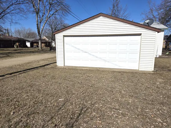 120 S Elm ST, Belle Plaine, MN 56011