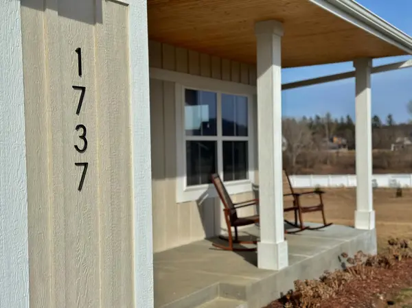 1737 Skyview CIR NW, Cascade Twp, MN 55901