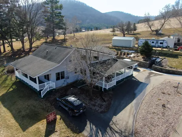 W3809 County Road M, Greenfield Twp, WI 54623