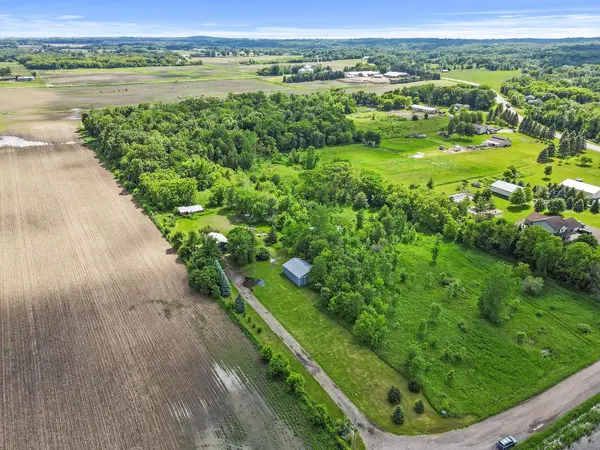 9624 209th AVE NW, Elk River, MN 55330