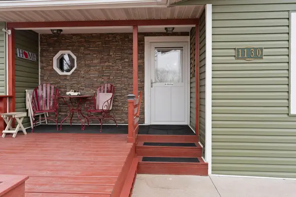 1130 Namekagon LOOP, Hudson, WI 54016