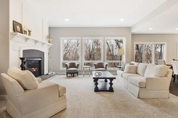 1127 Depue DR, Champlin, MN 55316