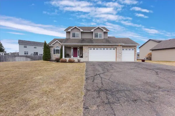 18903 Helen WAY, Big Lake, MN 55309