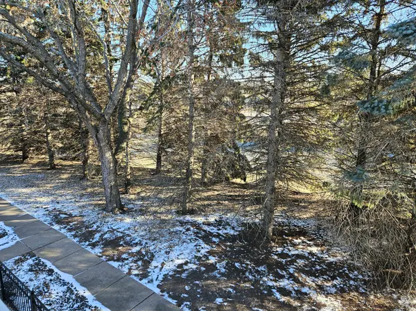 3143 Manitou DR #24, White Bear Lake, MN 55110