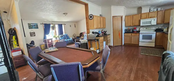 211 2nd ST, Henning, MN 56551