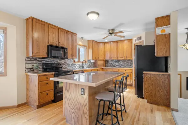 125 76th WAY NE, Fridley, MN 55432