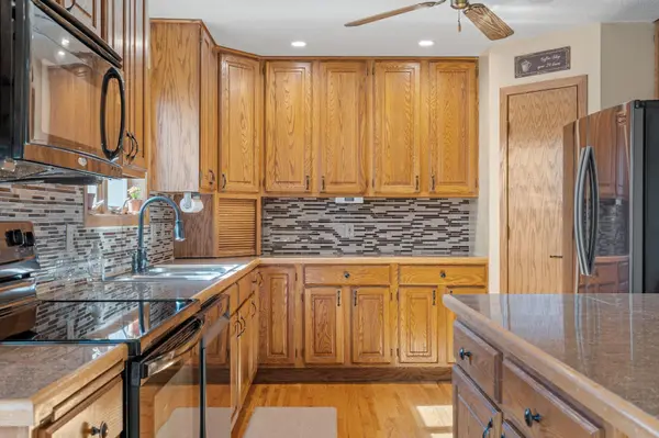 125 76th WAY NE, Fridley, MN 55432