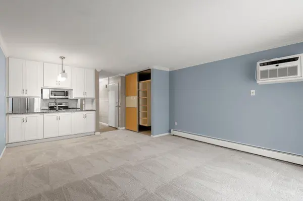 12840 Nicollet AVE #102, Burnsville, MN 55337