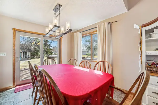 102 Wacker DR, Glencoe, MN 55336