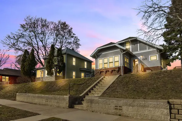 1079 Mclean AVE, Saint Paul, MN 55106