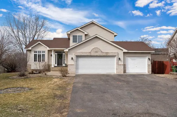 2708 88th AVE NE, Blaine, MN 55449