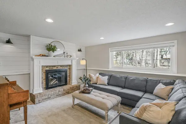 2930 Ontario RD Little Canada, MN 55117