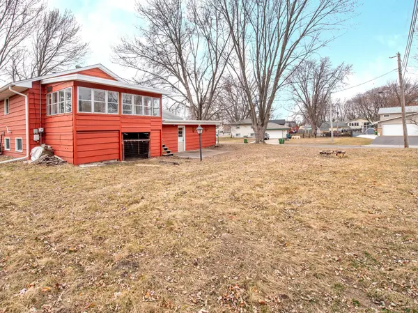 467 83rd AVE NE, Spring Lake Park, MN 55432