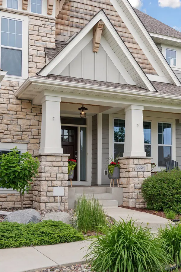 9994 Windsor TER, Eden Prairie, MN 55347