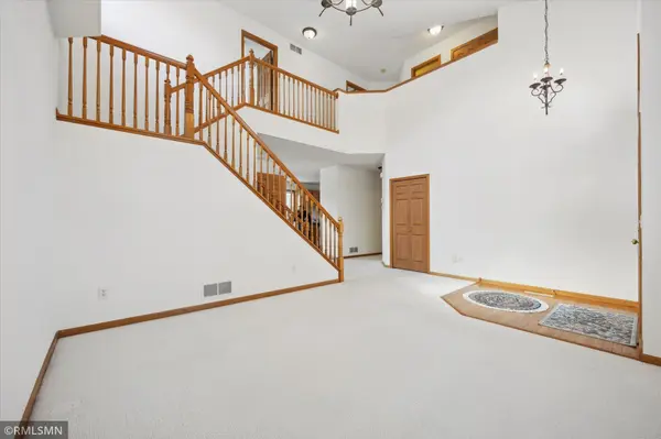 6838 Falmouth Curve, Shakopee, MN 55379