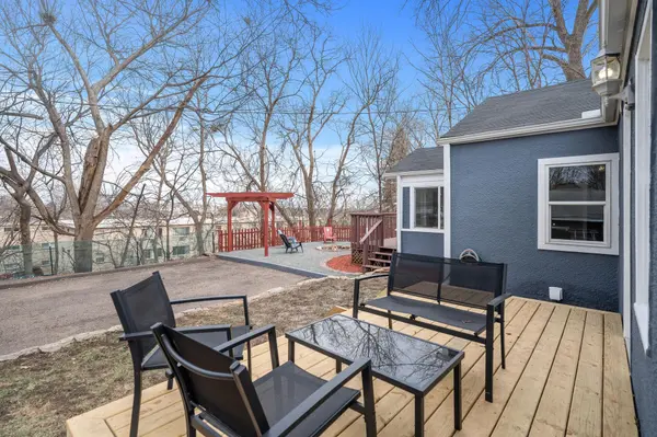1335 Livingston AVE, West Saint Paul, MN 55118