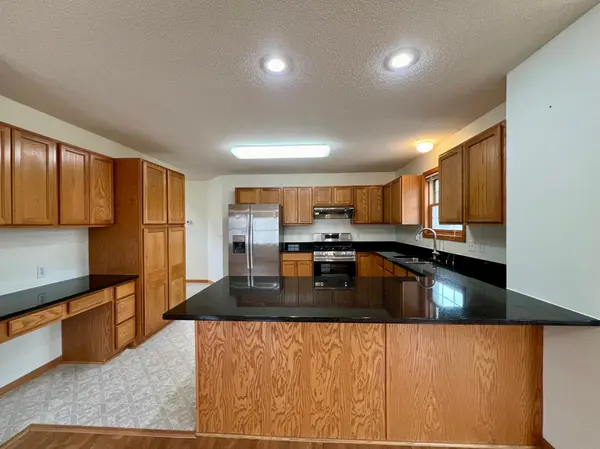 611 Bellvue LN N, Brooklyn Center, MN 55430