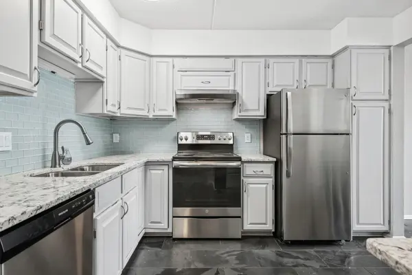 7200 York AVE S #316, Edina, MN 55435