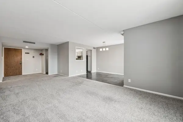 7200 York AVE S #316, Edina, MN 55435