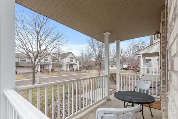 956 Conner ST, Chaska, MN 55318