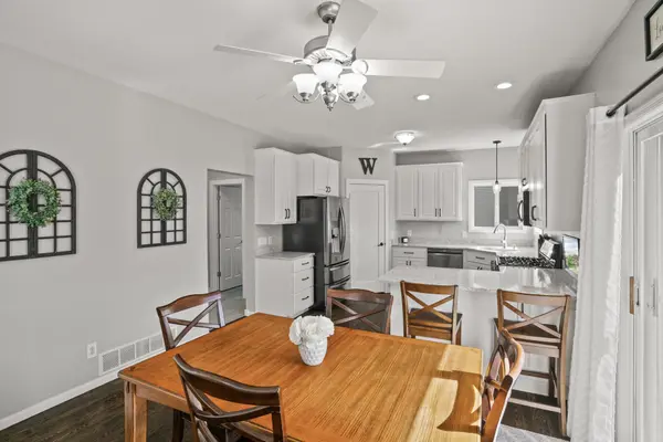 4967 Kaiser AVE NE, Albertville, MN 55301