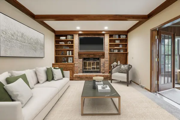 1603 Cronin CIR, Hudson, WI 54016