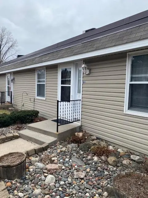 6071 Paris AVE N #8,  Stillwater,  MN 55082