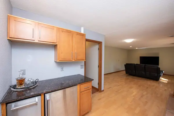 7371 Hidden Valley TRL S, Cottage Grove, MN 55016