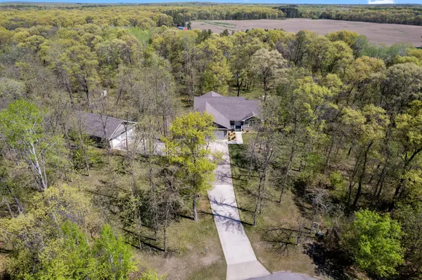 957 Prairiewood DR SW, Sylvan Twp, MN 56473