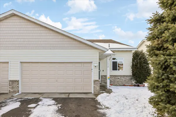 1556 Chartreux AVE, Shakopee, MN 55379