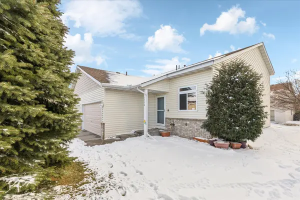 1556 Chartreux AVE, Shakopee, MN 55379