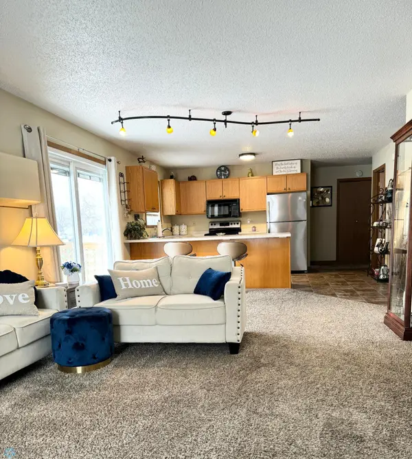 3318 38th ST S, Moorhead, MN 56560