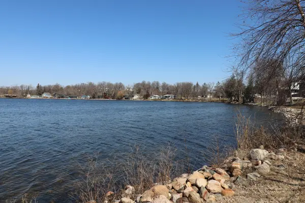 18518 Escape LN, Burtrum, MN 56318