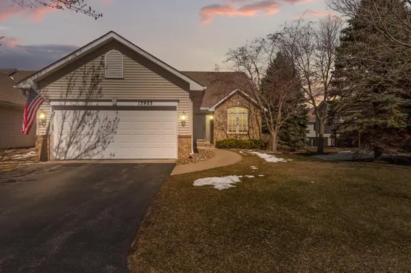 13903 Farmington WAY, Apple Valley, MN 55124