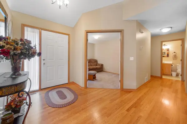 13903 Farmington WAY, Apple Valley, MN 55124